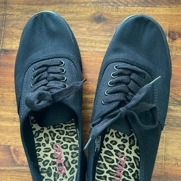 Bongo black platform lace up sneakers size 7M - Picture 7 of 12